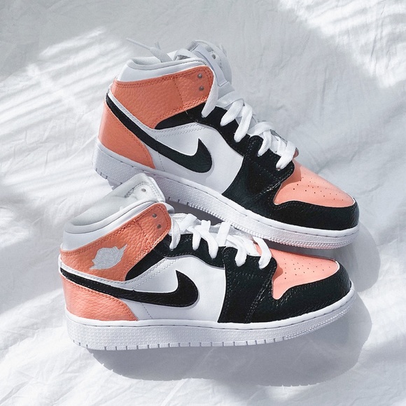 Nike custom air jordan 1 mid sneakers - Picture 7 of 8